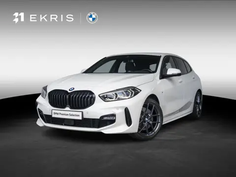 BMW 1 Serie 120i | M Sport | Innovation Pack | Head-Up Display | Harman Kardon | Stuurwielrand verwa
