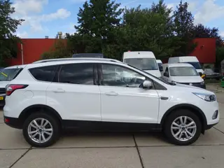 Foto 15 van Ford Kuga 1.5 EcoBoost ST Line (bj 2018)