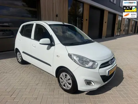 Hyundai I10 1.2 Plus 5DRS|Airco|Parkeersensoren|APK tot 2027