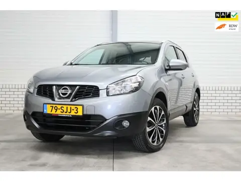Nissan Qashqai 1.6 Connect Edition | NAP|Trekhaak| Pano | Camera | Navi| Cruise | NW Koppeling |Deal
