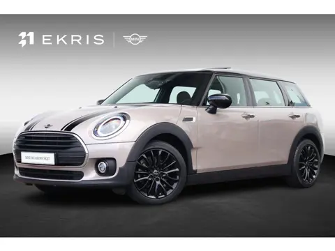 MINI Clubman 1.5 Cooper Business Edition | Pano-dak | Stoelverwarming | Stuurverwarming | Comfort ac