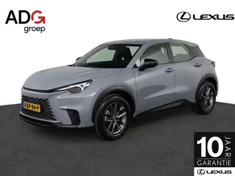 Lexus LBX 1.5 Business Line 2WD | Parkeersensoren | Apple Carplay / Android Auto | Dodehoekdetectie 