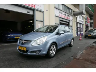 Opel Corsa 1.2-16V Enjoy Apk/Airco/Cruise/ParkeerSensoren/Velgen