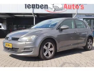 Volkswagen Golf 1.6 TDI Highline | Adaptieve cruise control | Stoelverwarming | Climate control | 20