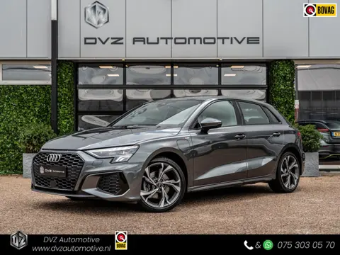 Audi A3 Sportback 40 TFSIe S-Line | Carplay | S-Sportstoelen | 18" LMV | LED