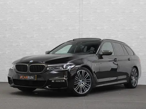 BMW 5 Serie Touring 520i M-Sport Volledig Individual | Nappa | Comfortseats | Panodak | Trekhaak 200