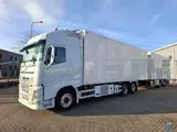 Foto 21 van Volvo FH4-500 / RETARDER / I-SAVE / XL / VEB+ / I-PARKCOOL / ACC / LWDS / 2XTHERMOKING UT1200 / 2X O