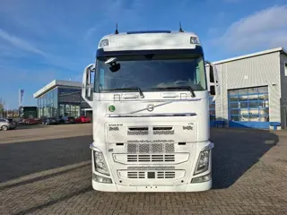 Foto 15 van Volvo FH4-500 / RETARDER / I-SAVE / XL / VEB+ / I-PARKCOOL / ACC / LWDS / 2XTHERMOKING UT1200 / 2X O