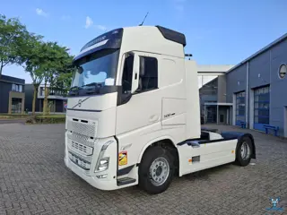 Volvo FH5-500 / VEB+ / 607007 KM / I-PARKCOOL / NB CHASSIS / DOUBLE TANK / FULL-SPOILER / 2XBED / FR