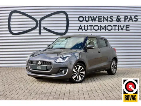 Suzuki Swift 1.0 Stijl | NAVIGATIE | CAMERA | CARPLAY | STOELVERW.
