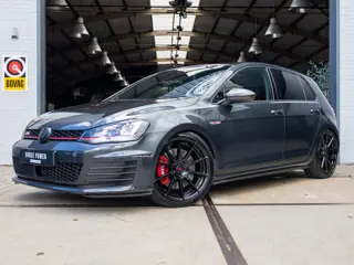 Volkswagen Golf 2.0 TSI GTI Performance *ACC | Blindspot | Lane assist | Stoelverwarming | 18" TEC |
