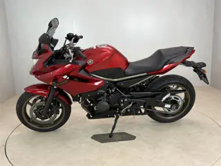 Foto 17 van Yamaha XJ6 DIVERSION F ABS (bj 2010)