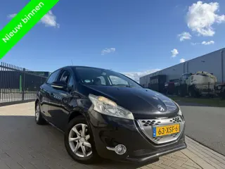 Peugeot 208 1.4 e-HDi Automaat Navi Clima (bj 2012)
