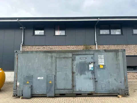 Scania DSI 14 60 Leroy Somer 450 kVA Silent generatorset in 20 ft container