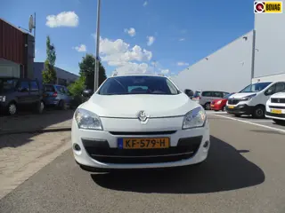 Renault Mégane Estate 1.4 TCe GT-Line 2-08-2011 met Navi airco opendak