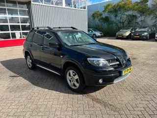 Foto 18 van Mitsubishi Outlander Sport 2.4 Invite Scott 4WD Automaat / NL-Auto / 2e Eigenaar / NAP / APK / Airco