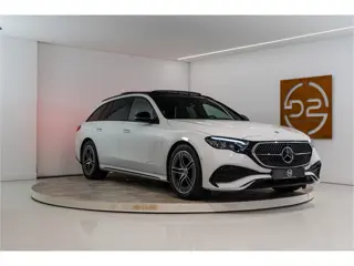 Foto 15 van Mercedes-Benz E-Klasse Estate 300 e Premium AMG 313PK | Pano | Sfeer | Trekhaak | Night | ACC&Dodeho