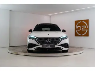 Foto 14 van Mercedes-Benz E-Klasse Estate 300 e Premium AMG 313PK | Pano | Sfeer | Trekhaak | Night | ACC&Dodeho