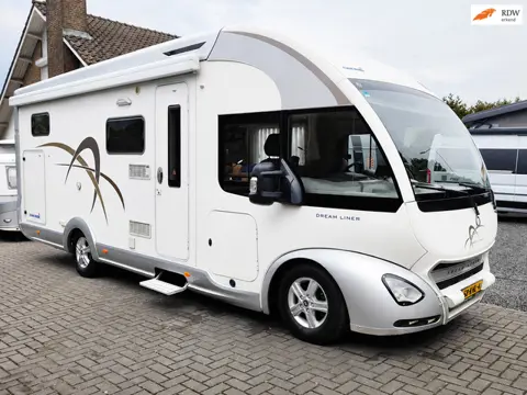 Eura Mobil Integra Style 700 EB {Enkele Bedden, XL Garage} !