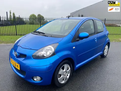 Toyota Aygo 1.0-12V|Airco|Apk 3-2027|Bluetooth|Cruise|5 drs|