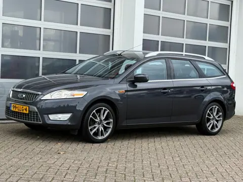 FORD MONDEO 2.0-16V Limited 146Pk Navi Clima Cruise Pdc Trekhaak