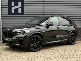 BMW X5 XDrive45e High Executive M-Sport Pano Laser Individual HUD 22"