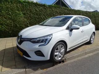 RENAULT CLIO 1.0 TCE INTENS-Media-Cruise-Led-Blth-Usb-Verw stln