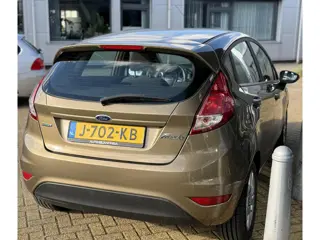 Foto 20 van Ford Fiesta 1.0 EcoBoost Titanium 101PK | Airco | Voorruitverwarming | 5 deurs | Lichtmetalen Velgen