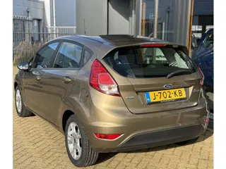Foto 18 van Ford Fiesta 1.0 EcoBoost Titanium 101PK | Airco | Voorruitverwarming | 5 deurs | Lichtmetalen Velgen