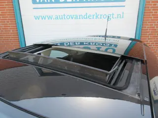 Foto 13 van Opel Corsa 1.4-16V Cosmo GTC, Schuifdak, Stoelvw, LM, Cruise, APK 5-27