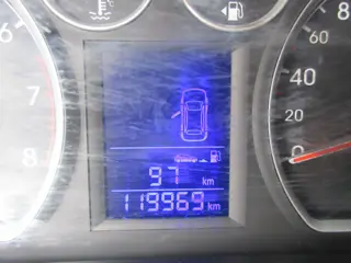 Foto 15 van Hyundai I30 1.4i i-Drive Cool, Airco, metallic, APK 5-27