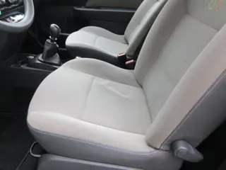 Foto 18 van Renault Twingo 1.2-16V Authentique, Trekhaak, Nw Distr. APK 1-2027