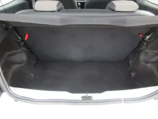 Foto 16 van Renault Twingo 1.2-16V Authentique, Trekhaak, Nw Distr. APK 1-2027
