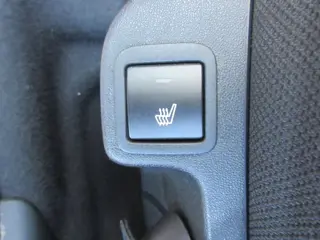 Foto 13 van Citroen C1 1.0 e-VTi Airscape Feel, Cruise, Stoelverw. Airco, Vouwdak, APK 6-27