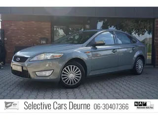 Ford Mondeo 2.0-16V Trend , Nieuwe APK, Trekhaak, Dealer-OH, Cruise, Clima.