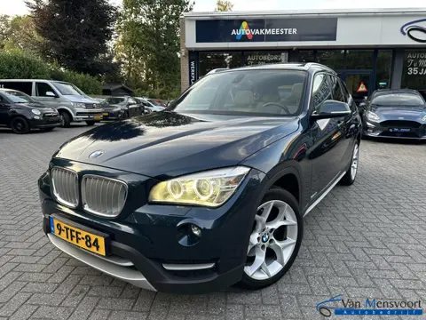 BMW X1 sDrive20i 184PK Automaat Chrome Line NaviProf|Sportleder|Panorama|Trekhaak