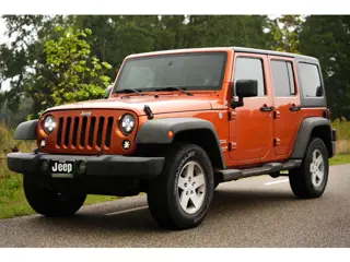 Jeep Wrangler Unlimited 3.8 4x4 JKU Facelift interieur 2011