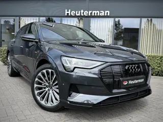 Audi e-tron 55 Quattro S Line Black/Trekhaak/SOH94%