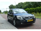 Foto 25 van Kia Rio 1.4 L Goed onderhouden/nw airco