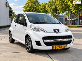 Peugeot 107 1.0-12V XR 2012 3drs Apk 23-04-27