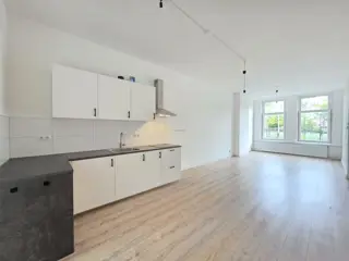 Woning aan de Beukelsdijk te Rotterdam
