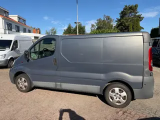 Opel Vivaro 2.0CDTi,E5,84kw,AIRCO,143.476km,2-2014