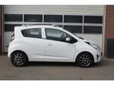 Foto 27 van Chevrolet Spark 1.0 16V LS Bi-Fuel Nieuwe Apk, LPG Af Fabriek, 5 Deurs, Licht Metalen Velgen, Airco.