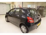 Foto 28 van Toyota Yaris 1.3 VVTi Sol