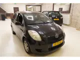 Foto 21 van Toyota Yaris 1.3 VVTi Sol