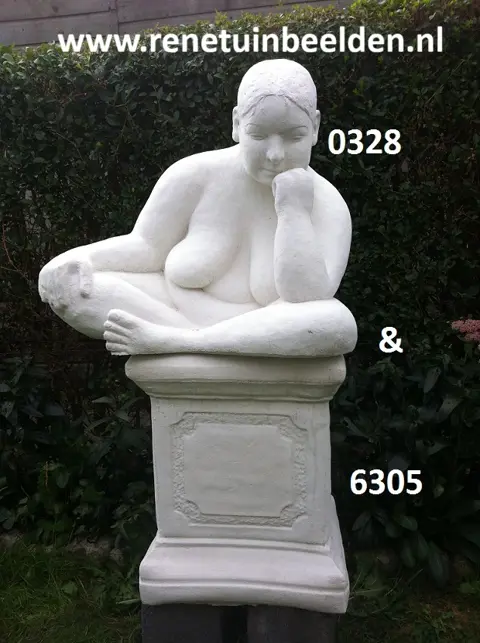 DIKKE DAME MET ZUIL. Nr 0328 & 6305