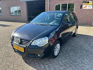Volkswagen Polo 1.4-16V Optive // Airco // Automaat // APK