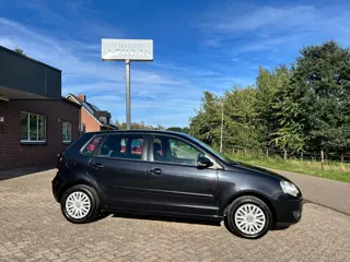 Foto 18 van Volkswagen Polo 1.4-16V Optive // Airco // Automaat // APK