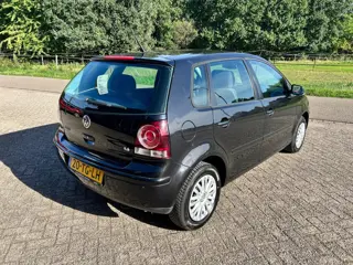 Foto 17 van Volkswagen Polo 1.4-16V Optive // Airco // Automaat // APK