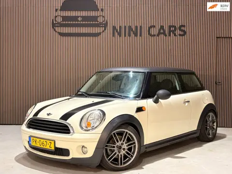 Mini 3-Deurs 1.4 One leer stoelverwarming volledig onderhouden